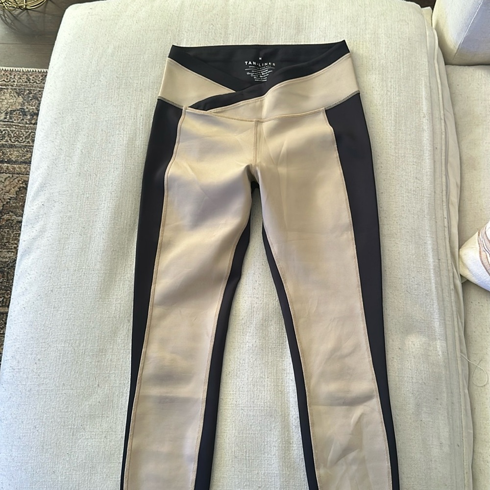 Tan Lines tan and black leggings